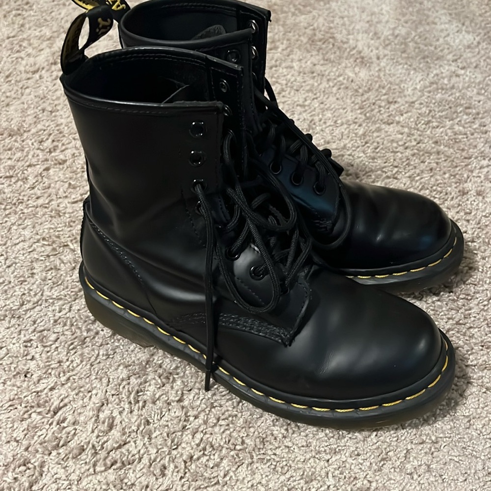 Dr. Martens combat boots black size 7 women's
